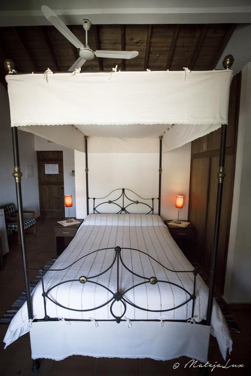 Ambelikos Traditional Agrohotel Potamitissa Room photo